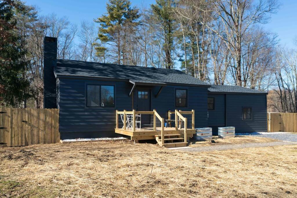 New Paltz Zen Wellness Cabin W/ Hot Tub Экстерьер фото
